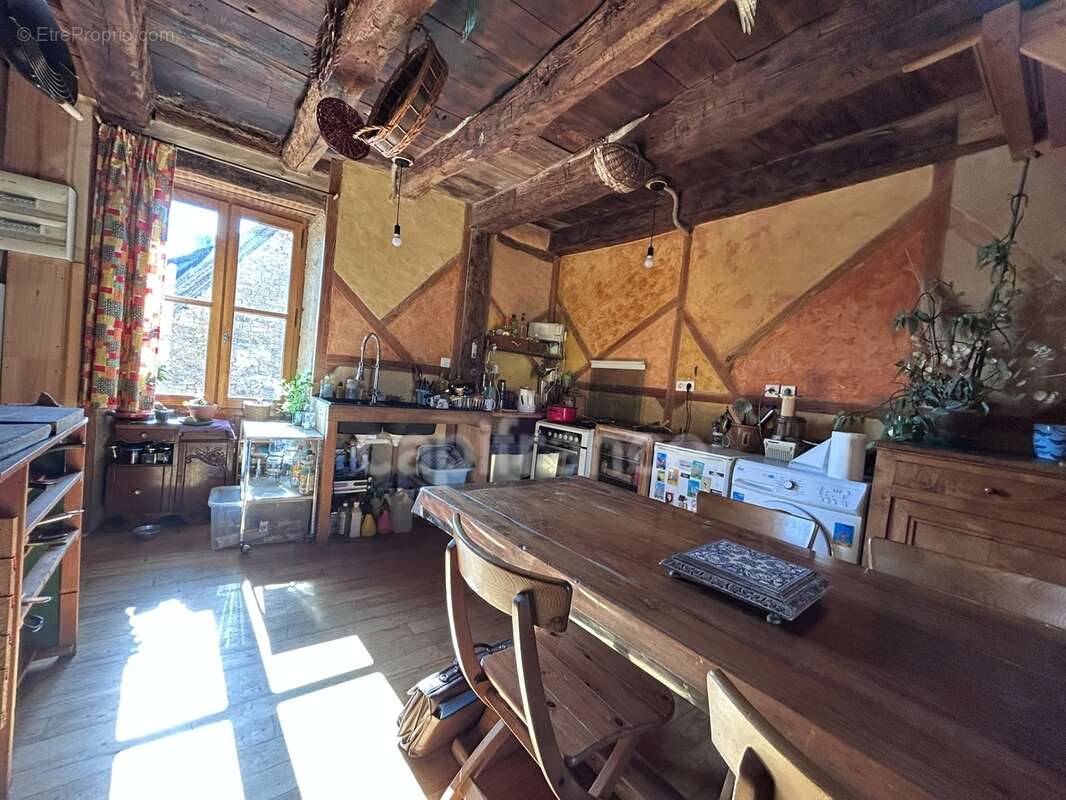 Maison à vendre 3 pièces HAUTEFORT (24) - photo 14