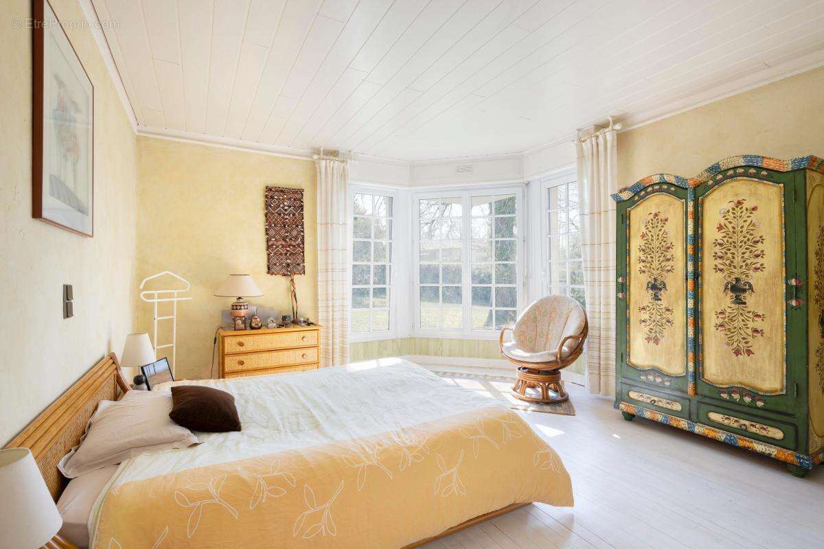 Maison à SAINT-PIERRE-DU-MONT