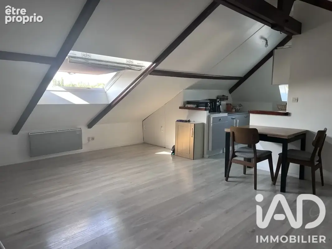 Photo 1 - Appartement à MOISSY-CRAMAYEL