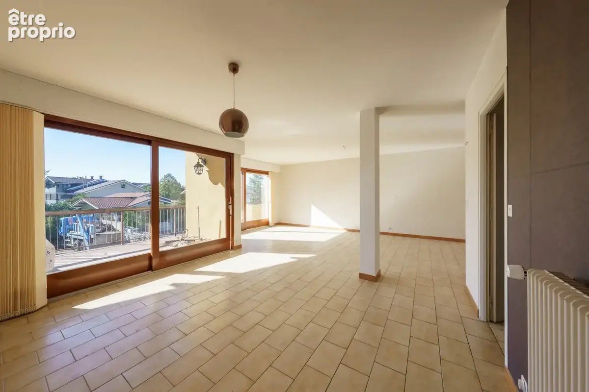 Thonon-les-Bains - Appartement 3 pièces de 117m2 avec terrasse - photo 3