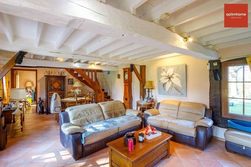 Maison à SAINT-AUBIN-DE-SCELLON