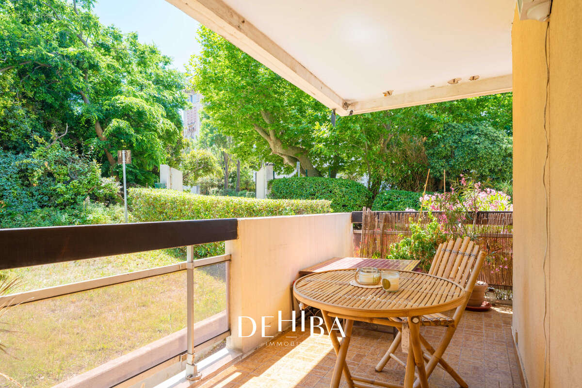 Appartement à MARSEILLE-8E