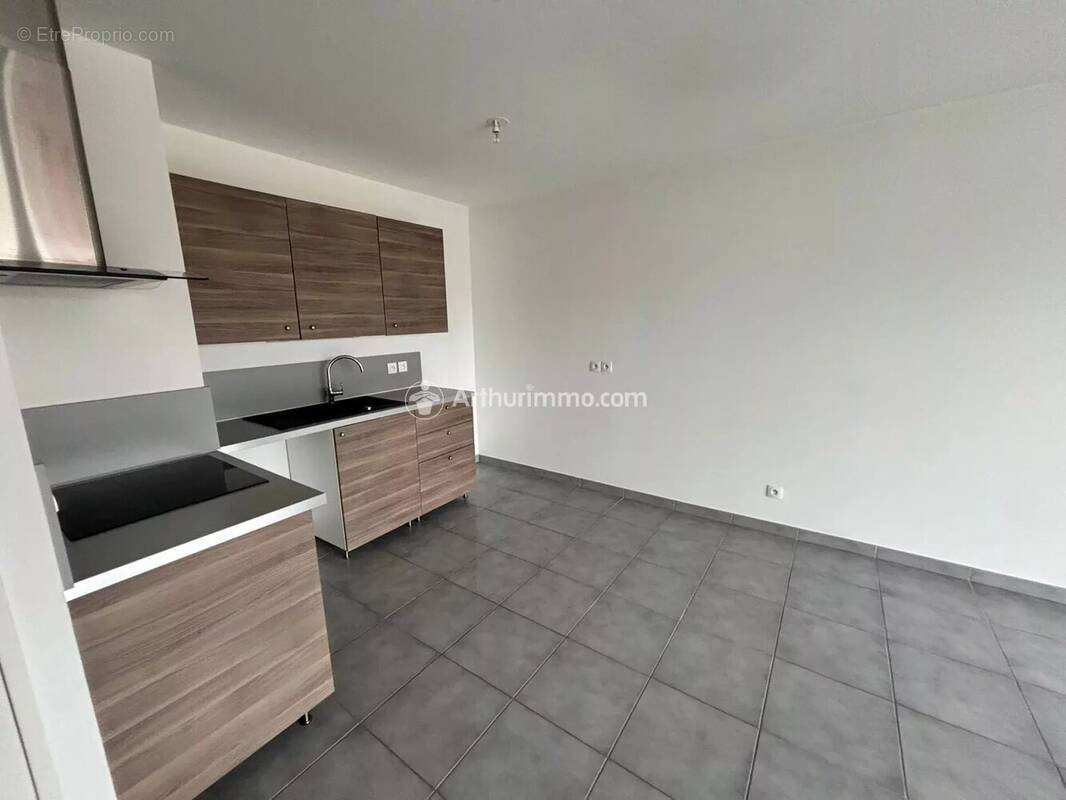 Appartement à SAINT-CERGUES