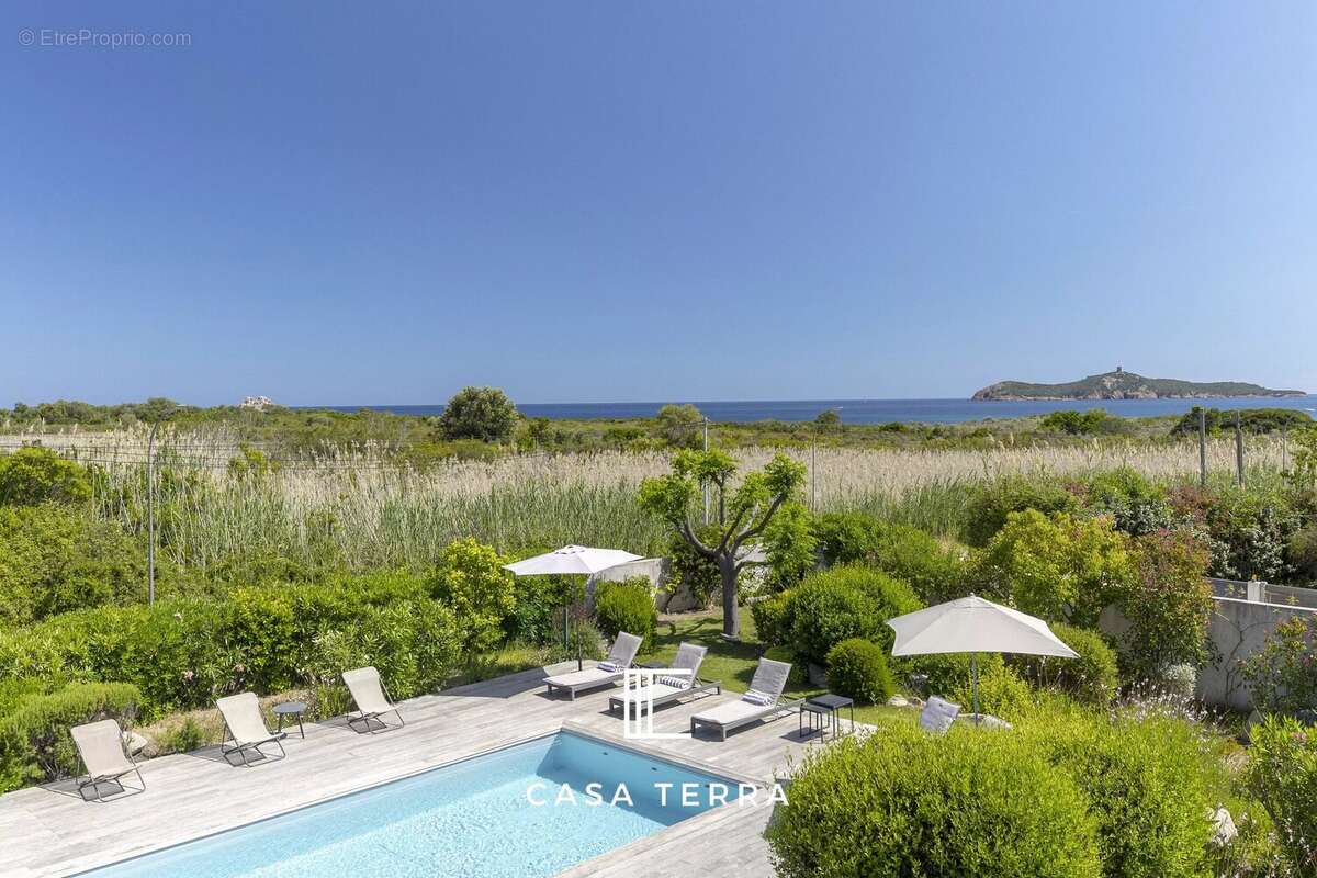 Maison à PORTO-VECCHIO