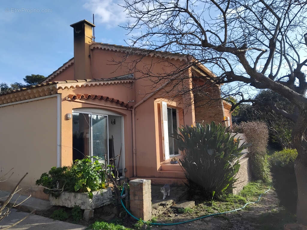 Maison à HYERES