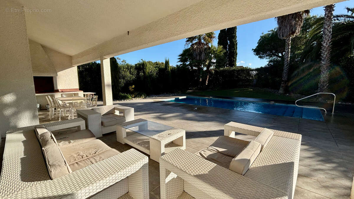 Maison à SAINT-CYPRIEN