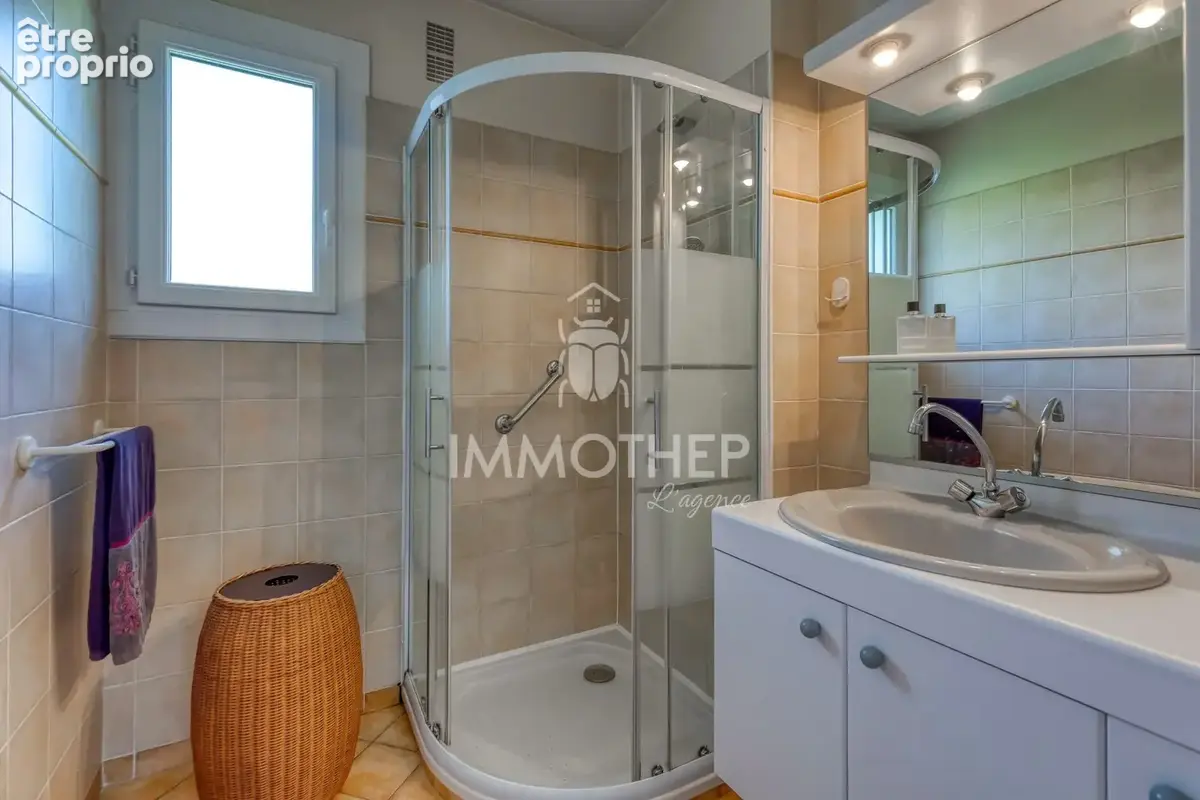 Appartement 5 pièces 105 m² à vendre à Meylan (38240) - photo 5