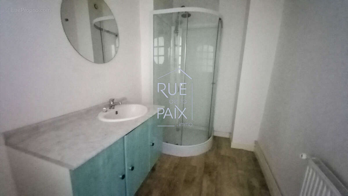 Maison à CHATELLERAULT