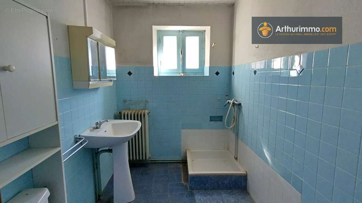 Maison à L&#039;AIGUILLON