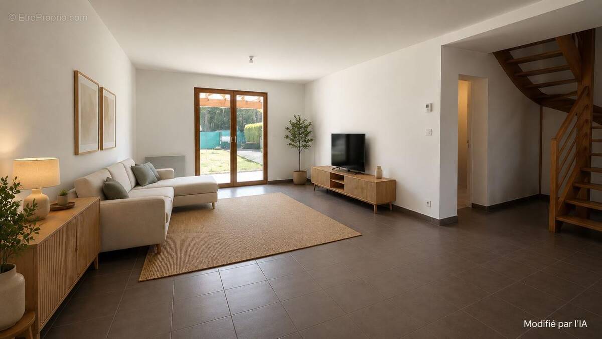 Maison à SAINT-SULPICE-SUR-LEZE