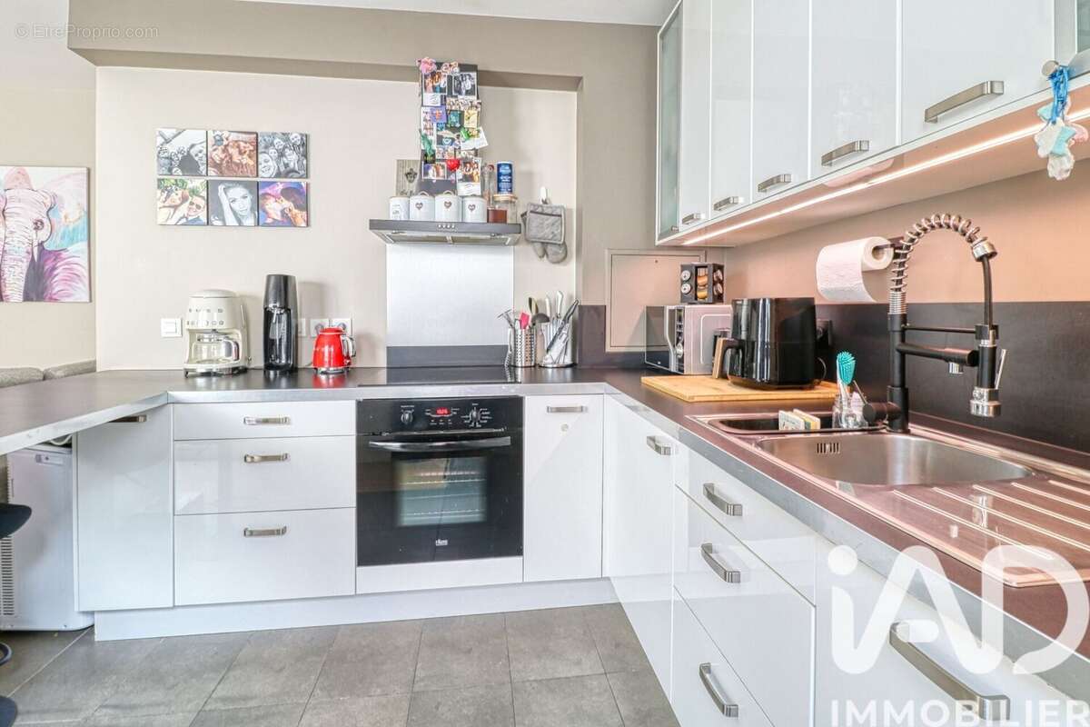 Photo 5 - Appartement à GENNEVILLIERS