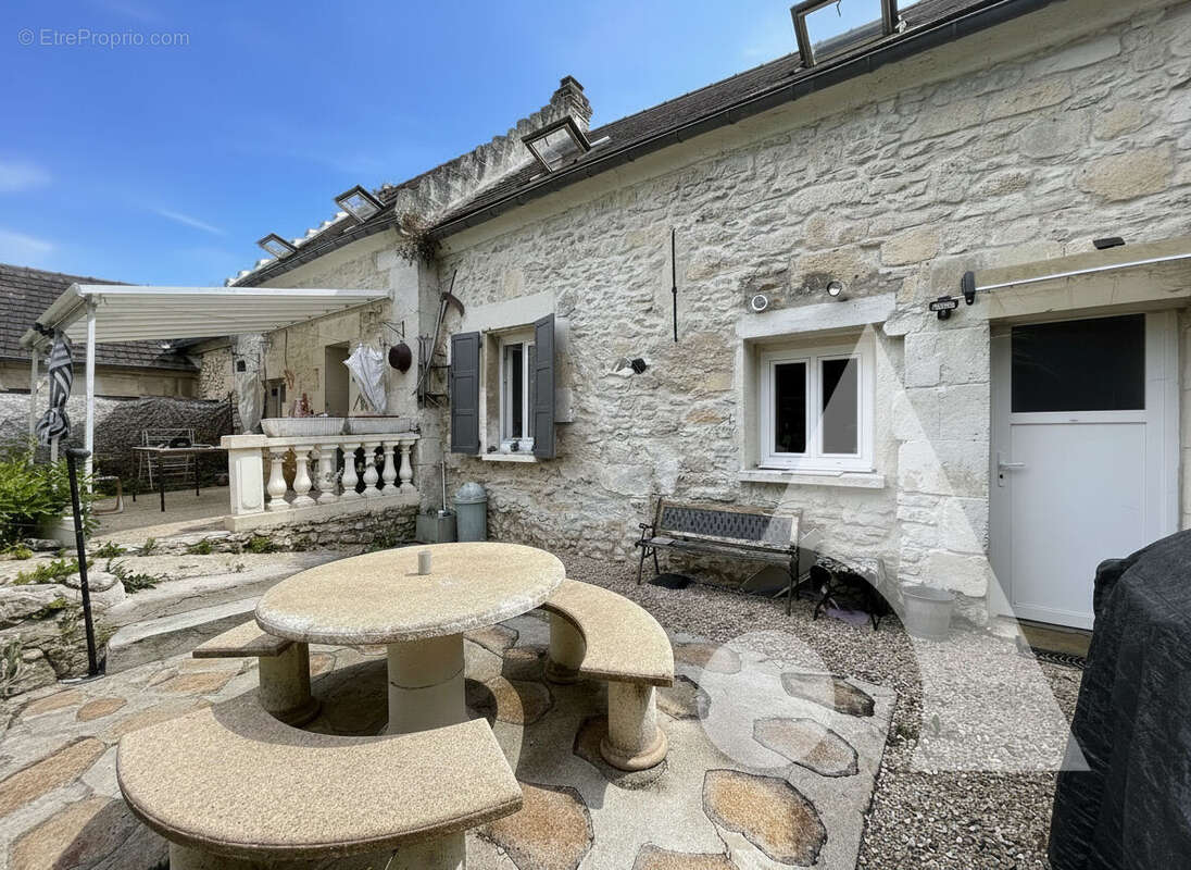 Maison Saint Etienne Roilaye 6 pièce(s) 122 m2 - photo 2