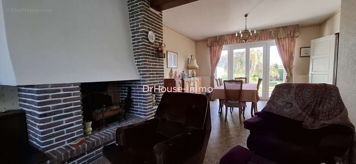 Maison à BRUAY-LA-BUISSIERE