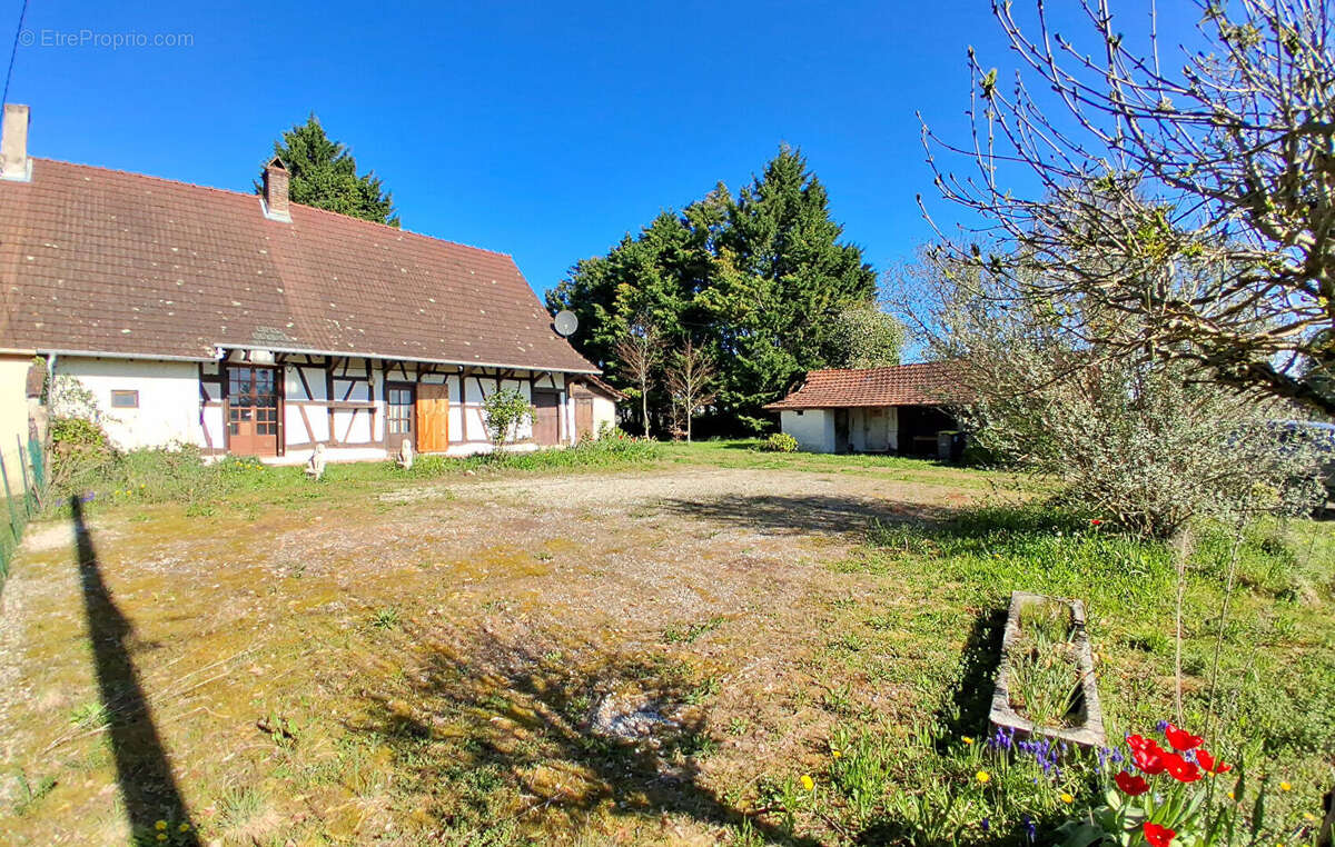 Maison à SAINT-GERMAIN-DU-BOIS