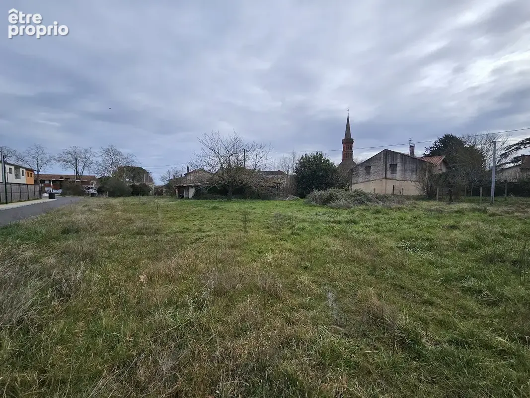 LABASTIDETTE TERRAIN constructible  avec ancienne bâtisse - photo 4