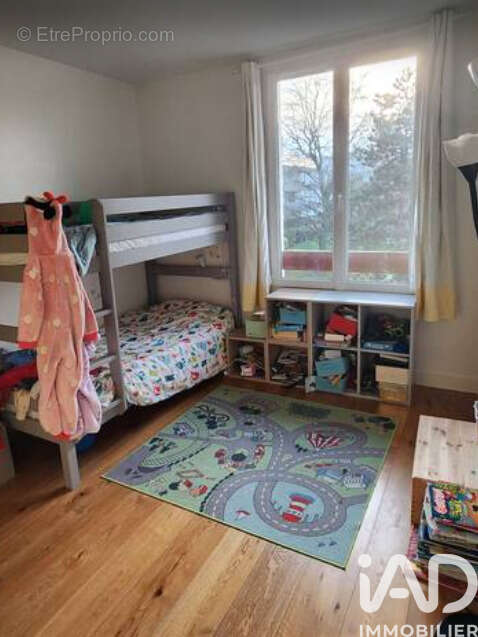 Photo 8 - Appartement à LOUVECIENNES