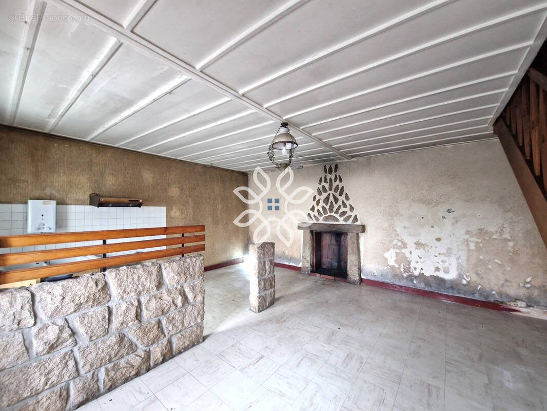 Maison à PAULHAC