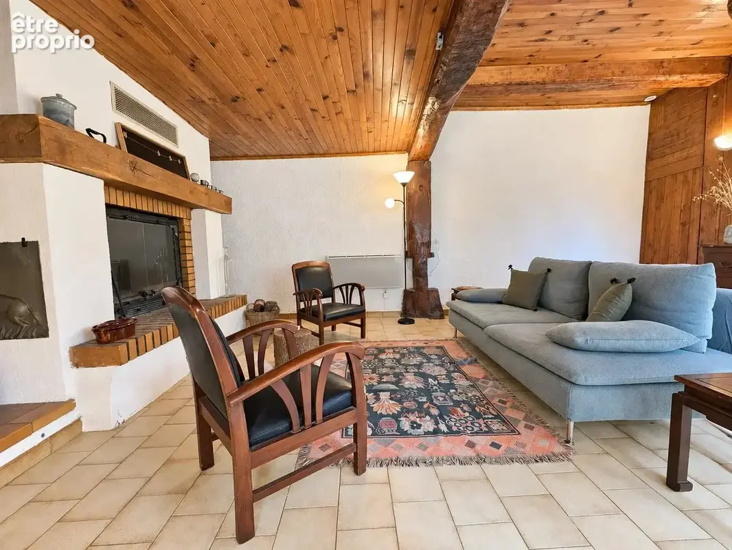 Saint-lattier – maison en pierre 110 m² – 275 m² de dépendances – terrain 1940 m² - photo 8