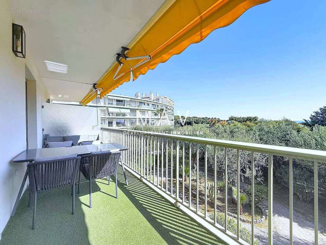 Appartement à ROQUEBRUNE-CAP-MARTIN