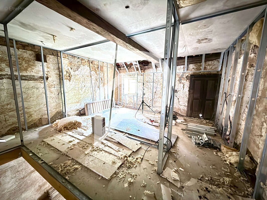 Maison à HUILLIECOURT