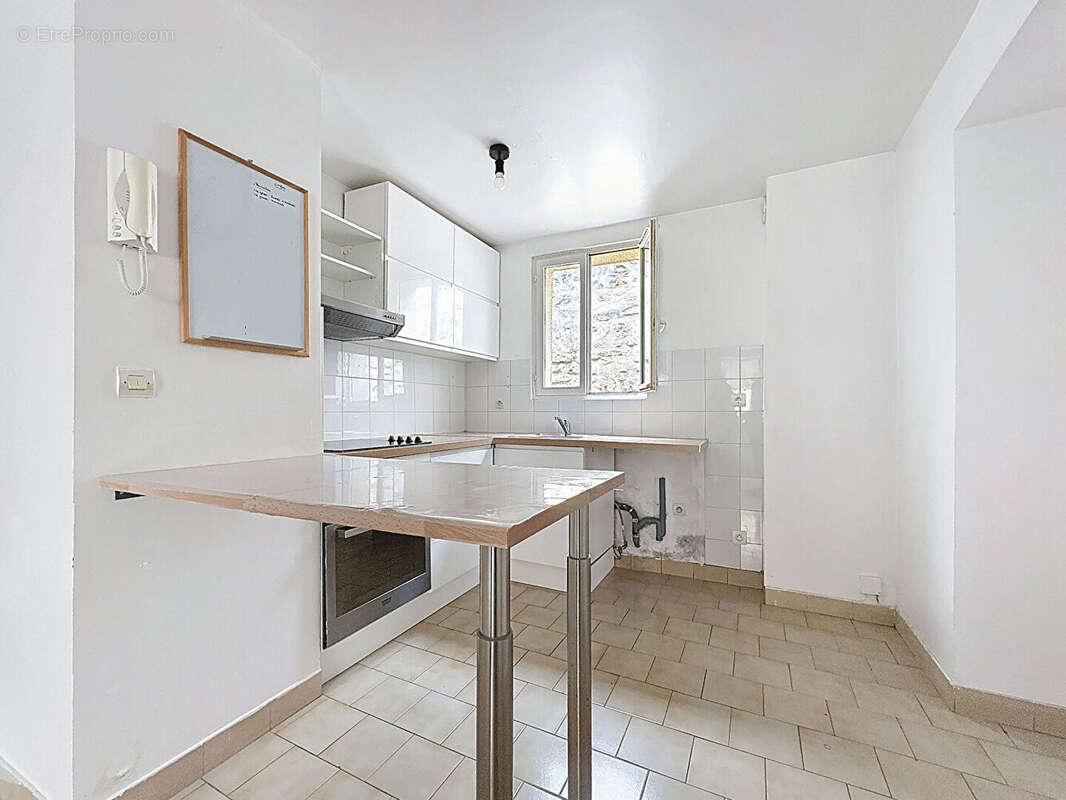 Appartement à NANTERRE