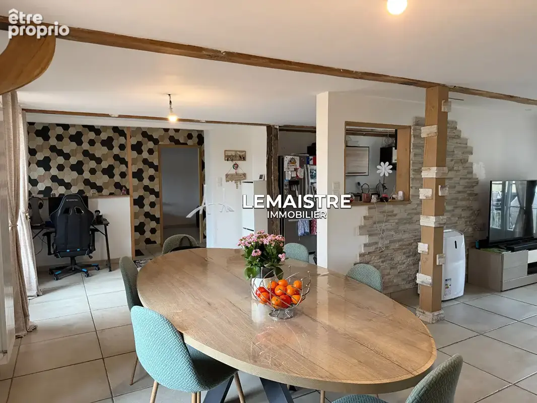 Maison à vendre - Turretot - 124 m² - 3 chambres - Vie de plain-pied - Terrain 1 200 m² - photo 2