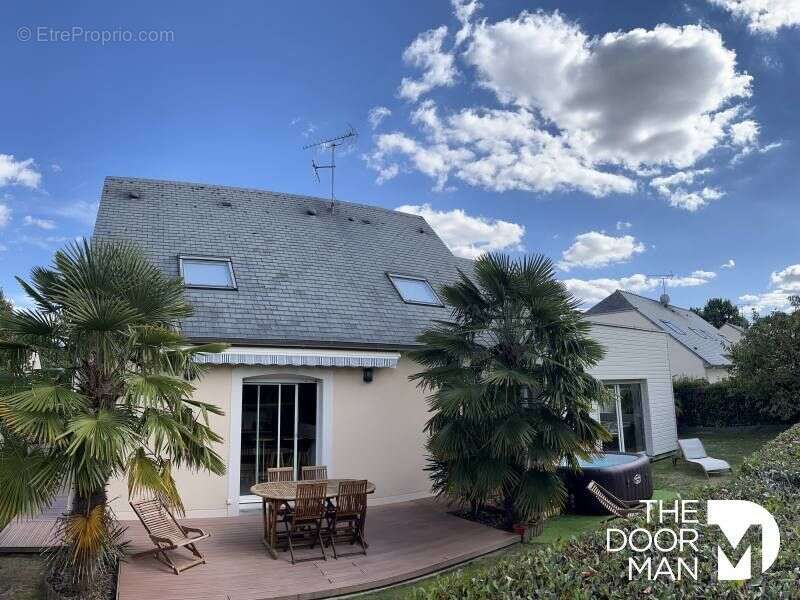 Maison à BONCHAMP-LES-LAVAL