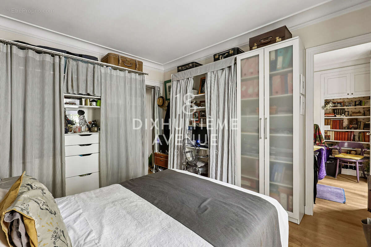 Appartement à PARIS-18E