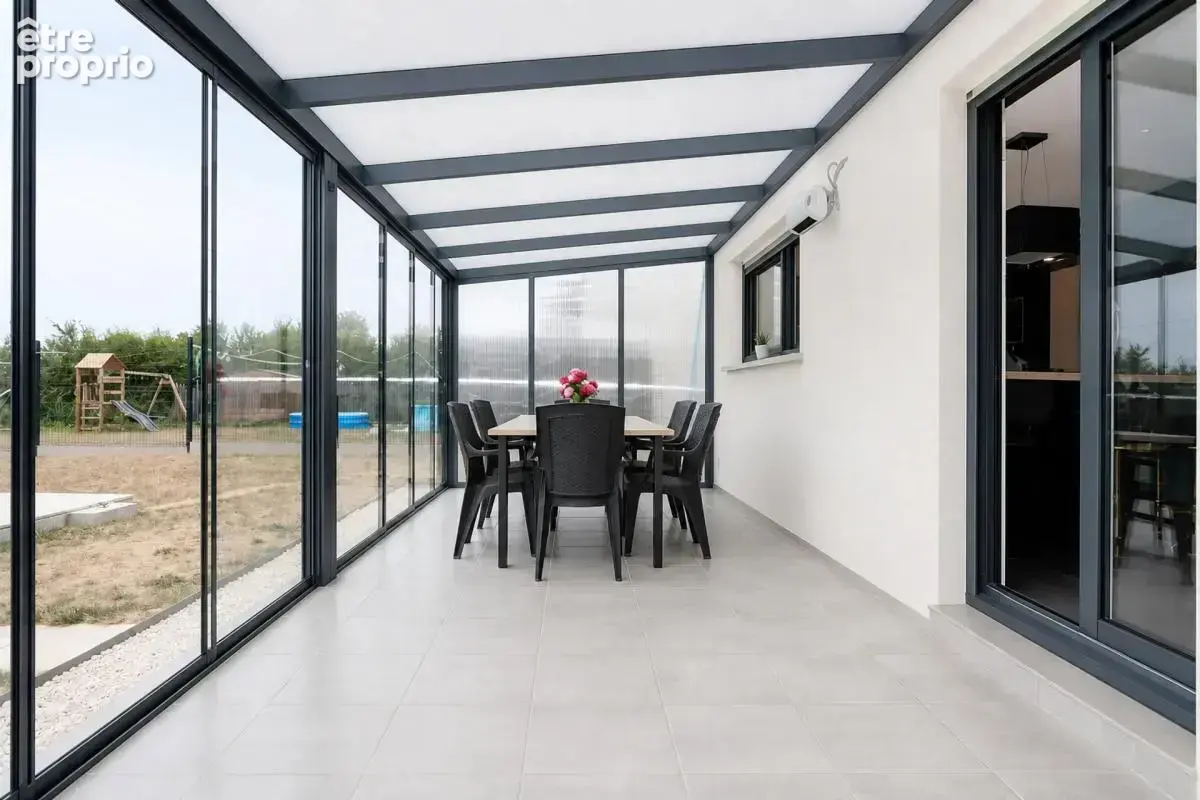 Maison de 6 pièces de 112 m² situé à Cintré - photo 14