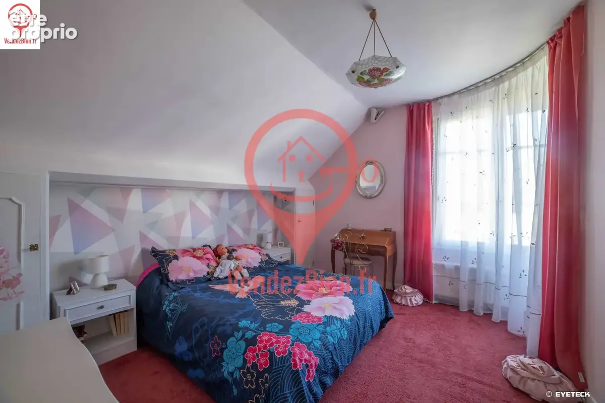 Maison T7 160 m2 sur sous-sol - Terrain de 614 m2 - photo 9