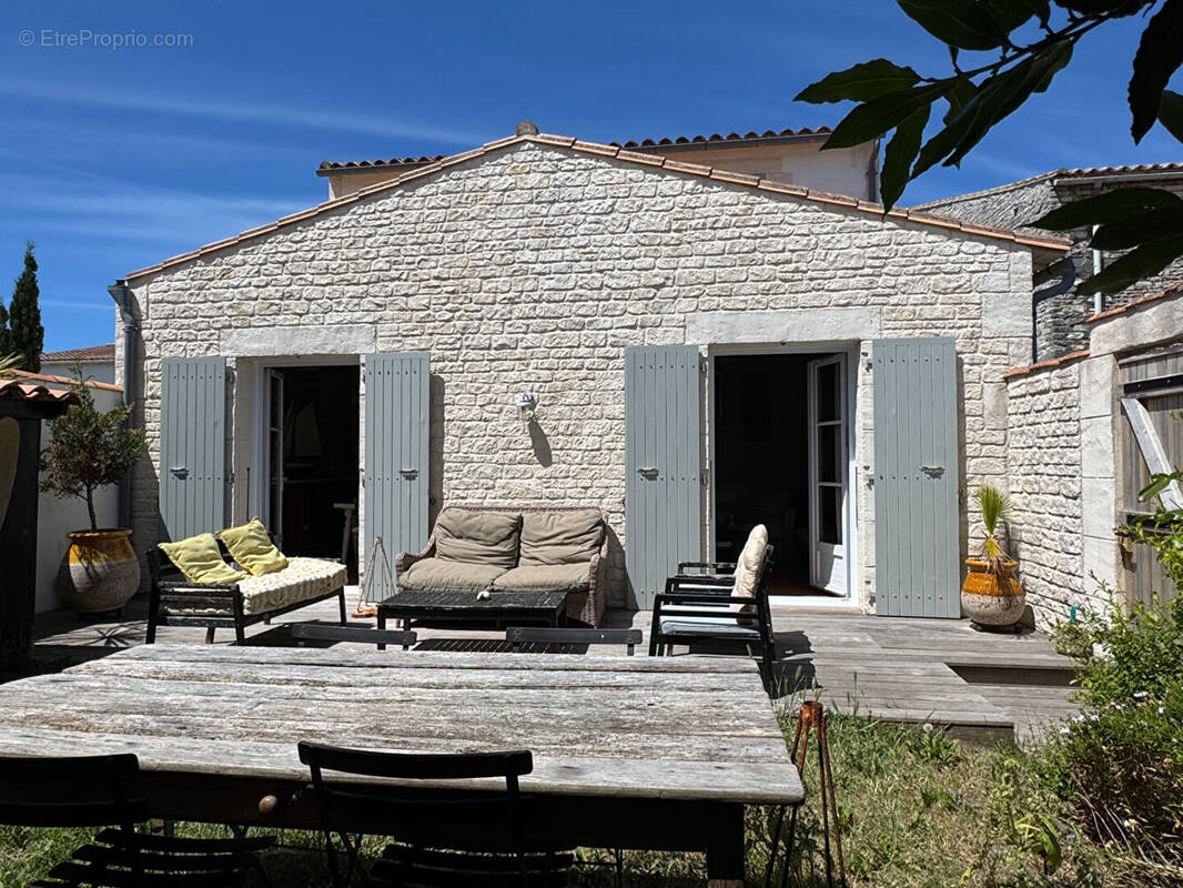 Maison à LA COUARDE-SUR-MER