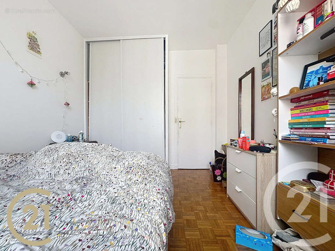 Appartement à PARIS-20E