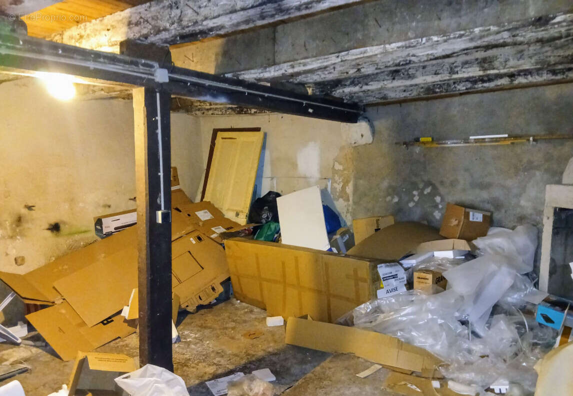 Appartement à NEUVIC