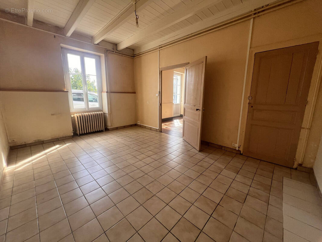 Maison à SAINT-AGNANT