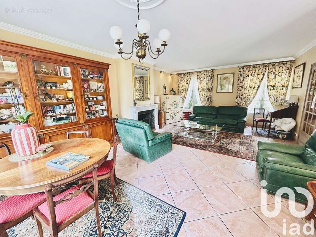 Photo 2 - Maison à FONTAINEBLEAU