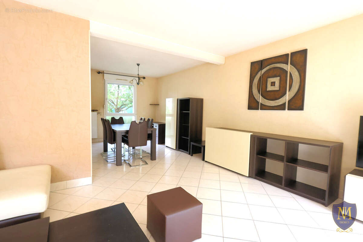 Appartement à HUNINGUE