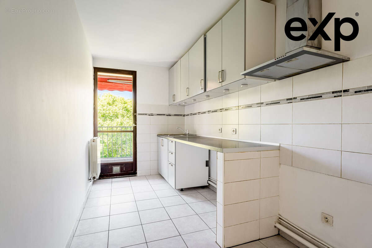 Appartement 82 m² à Marseille-13e  - photo 9