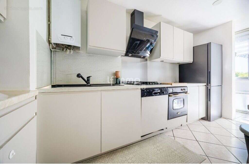 Appartement à MARSEILLE-12E