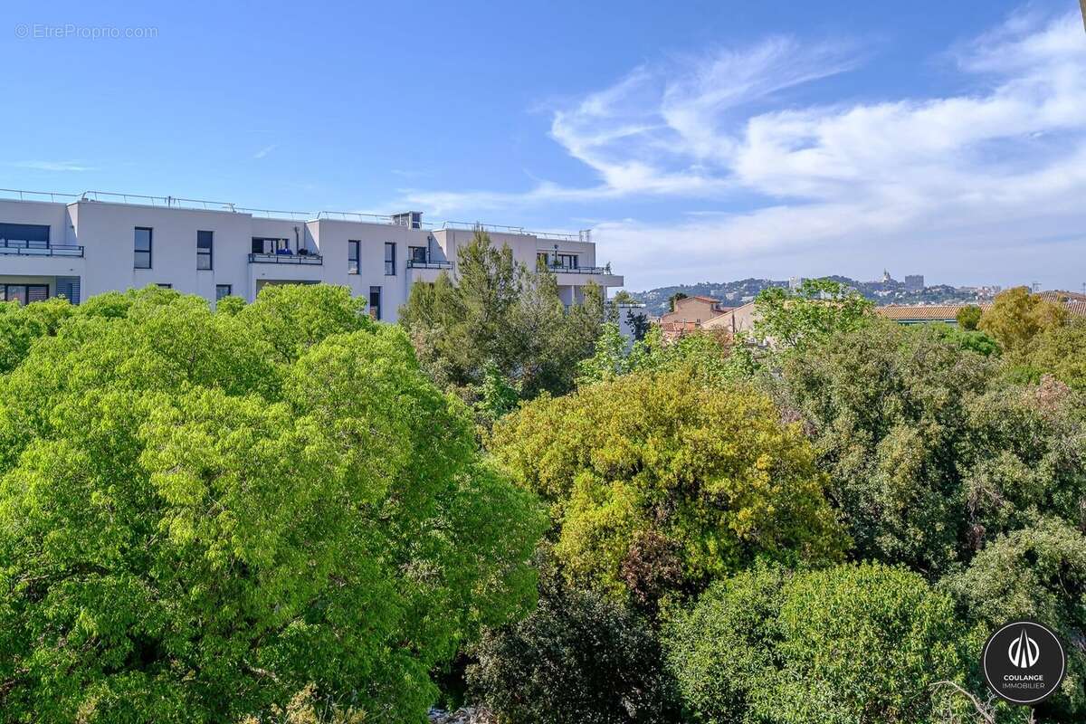 Appartement à MARSEILLE-8E