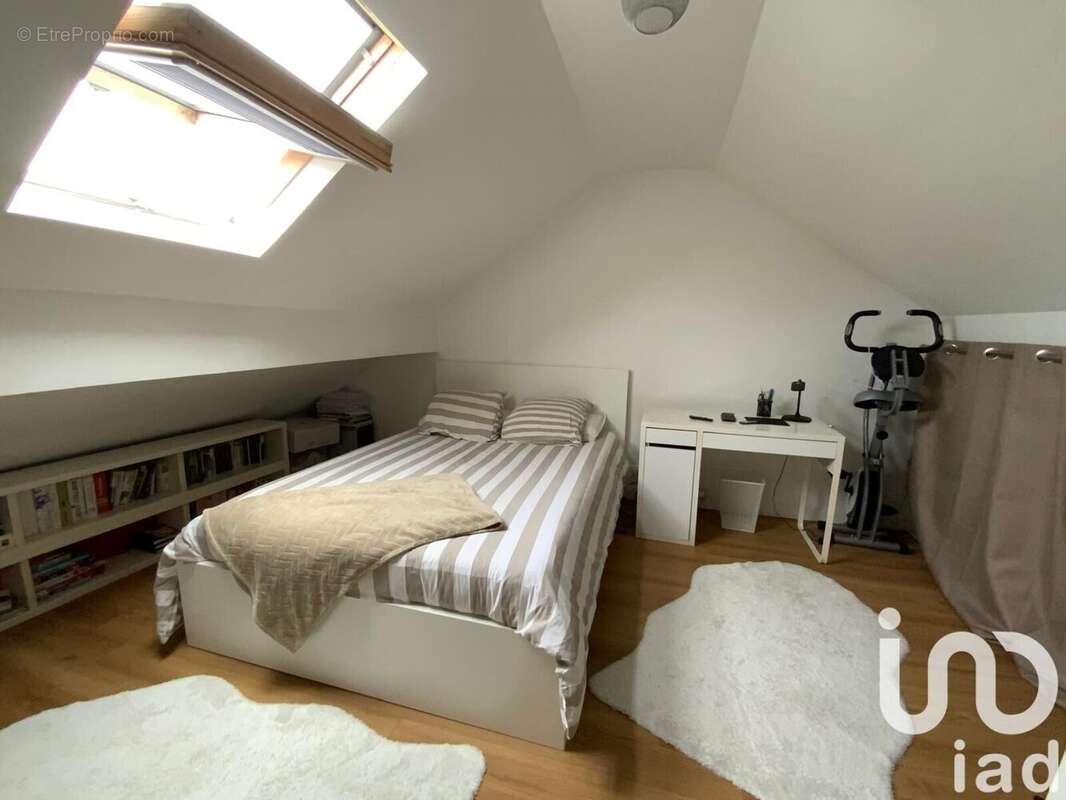 Photo 6 - Maison à VILLETANEUSE