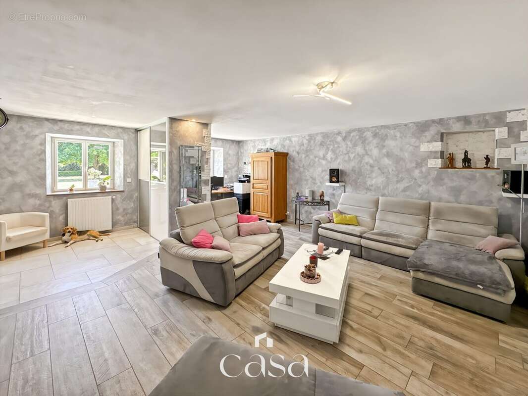 Maison 181 m² à Bons-Tassilly  - photo 4