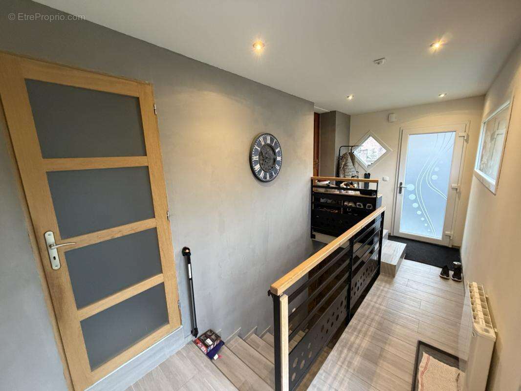 Charmante maison de Type 4 avec terrain dans le hameau de Ch - photo 13