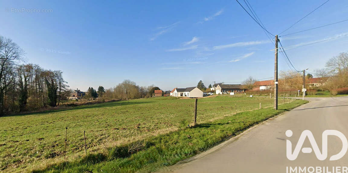 Terrain 940 m² à Guivry  - photo 2
