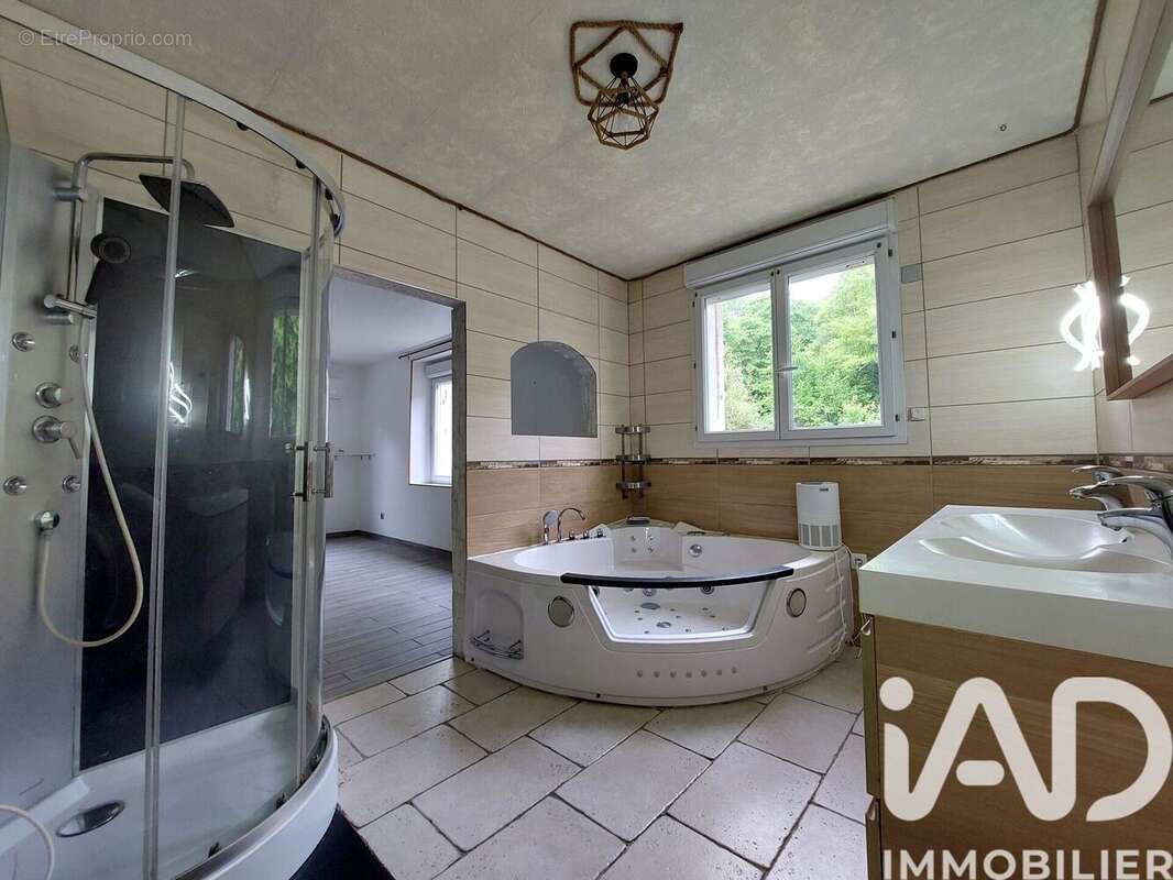Photo 8 - Maison à CERISIERS