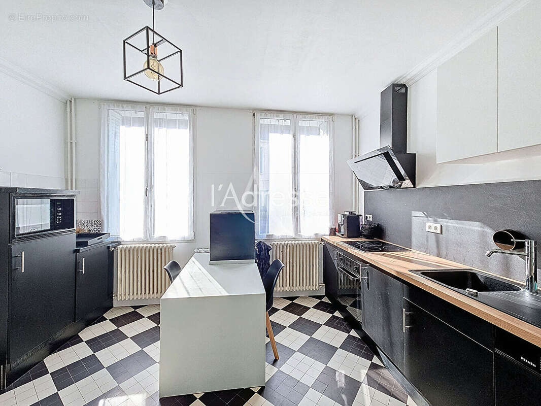 Maison à COUILLY-PONT-AUX-DAMES