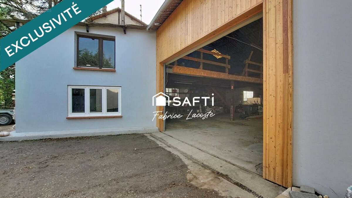 Photo 2 - Commerce à VERNET