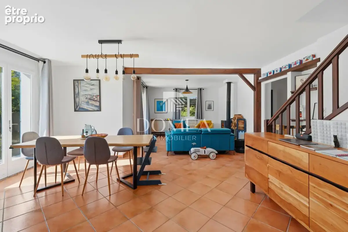 Maison 6 pièces 151 m² à vendre à Castelnau-Le-Lez (34170) - photo 2