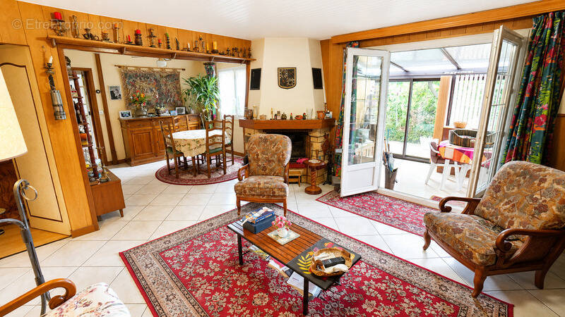 Maison à LA FRETTE-SUR-SEINE