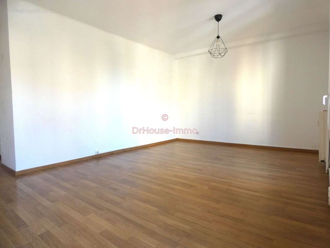 Appartement à MARSEILLE-10E