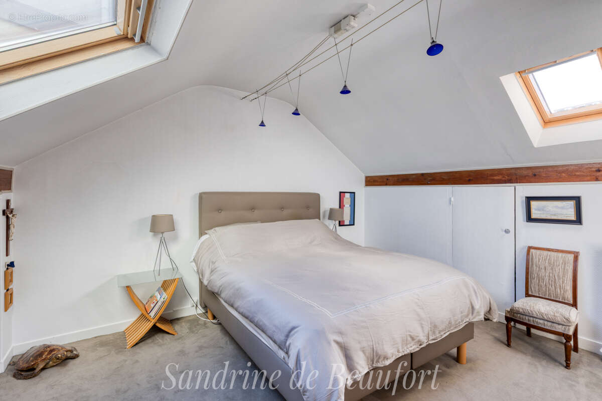 Maison à ASNIERES-SUR-SEINE